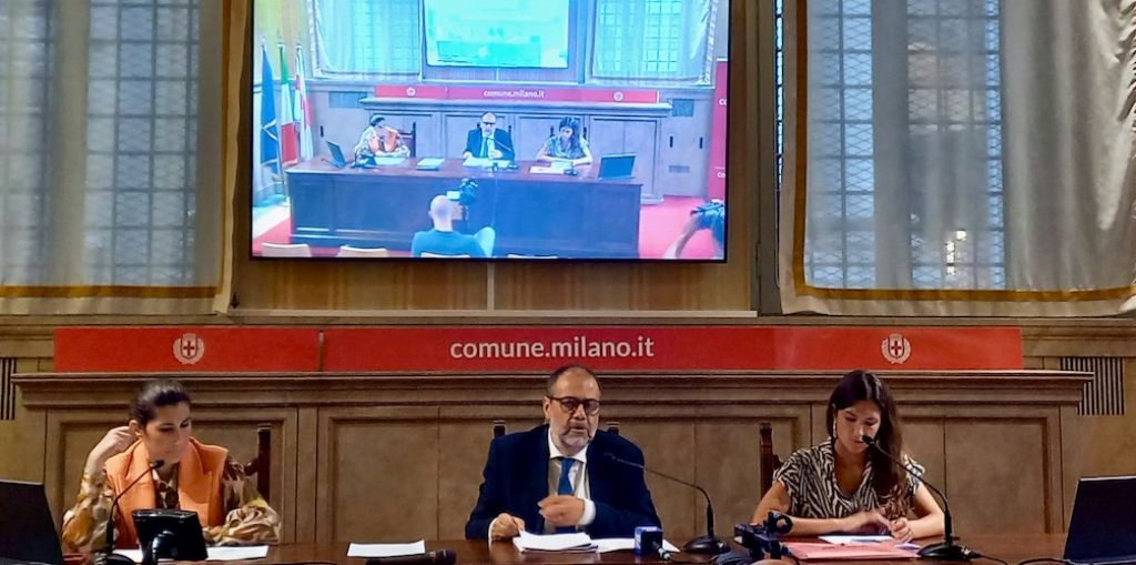 Movida. Un sistema di monitoraggio, presidio e regolamentazione nelle aree del divertimento notturno