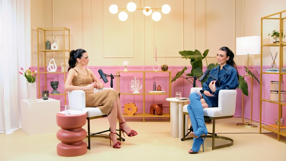 NON LO FACCIO X MODA: Il Vero Volto di Giulia Salemi: Un Intervista a Sé Stessa