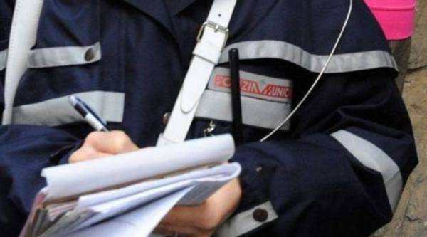 GIRARE LIBERI TUTTI OGNI GIORNO ED IN OGNI LUOGO. NON CREDONO ALLA UTILITA' DEI VACCINI.