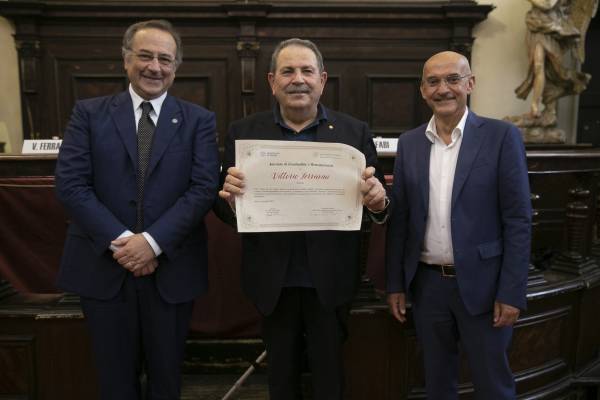 Da Università e Azienda Ospedaliero-Universitaria di Parma un attestato di gratitudine e benemerenza a Vittorio Ferrarini