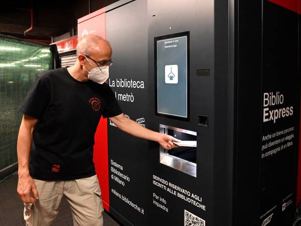 Nel mezzanino della M1 a Porta Venezia arriva la prima smart library, la biblioteca nel metrò