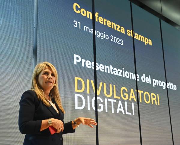 Milano - Patto per il lavoro: Completati con successo i primi corsi di “Educazione digitale”