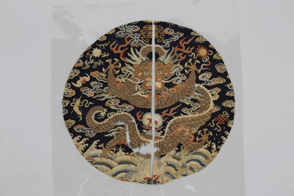 Triennale Milano apre le mostre su Alberto Meda e Seth Siegelaub