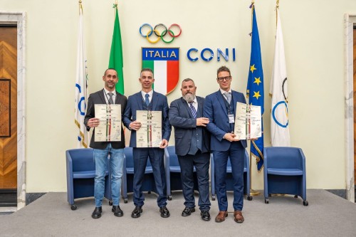 BENEMERENZE UNVS AL SALONE D’ONORE DEL CONI.