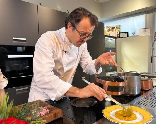 Natale in Lombardia — il risotto giallo e la gal...