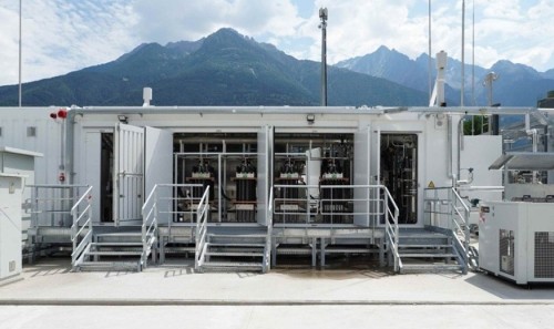H2iseO, completati gli impianti a idrogeno di Iseo ed Edolo: parte la sperimentazione ferroviaria